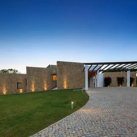Contemporary Vilamoura Stunning Open Plan Design Azure Elegance Large Private Pool * Quarteira