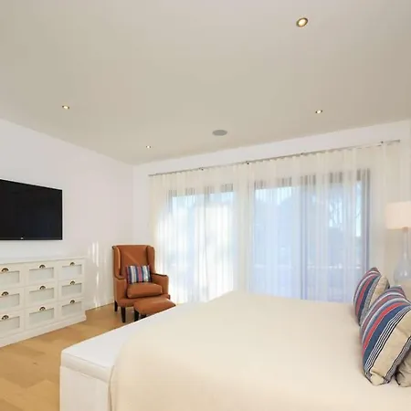 Contemporary Vilamoura Stunning Open Plan Design Azure Elegance Large Private Pool Villa Quarteira