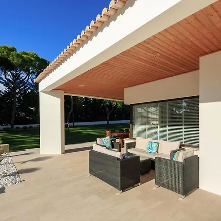 Villa Contemporary Vilamoura Stunning Open Plan Design Azure Elegance Large Private Pool Quarteira