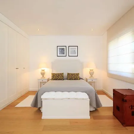 Contemporary Vilamoura Stunning Open Plan Design Azure Elegance Large Private Pool