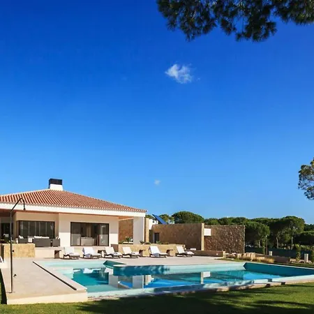 别墅 Contemporary Vilamoura Stunning Open Plan Design Azure Elegance
