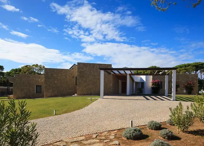 Villa Contemporary Vilamoura Stunning Open Plan Design Azure Elegance *
