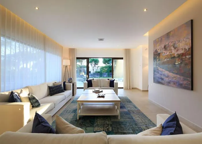 Villa Contemporary Vilamoura Stunning Open Plan Design Azure Elegance *