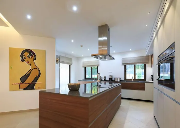Contemporary Vilamoura Stunning Open Plan Design Azure Elegance Villa Quarteira