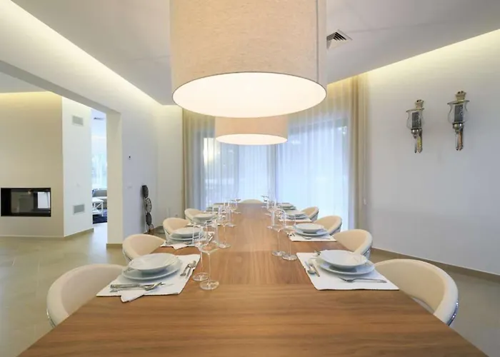别墅 Contemporary Vilamoura Stunning Open Plan Design Azure Elegance *